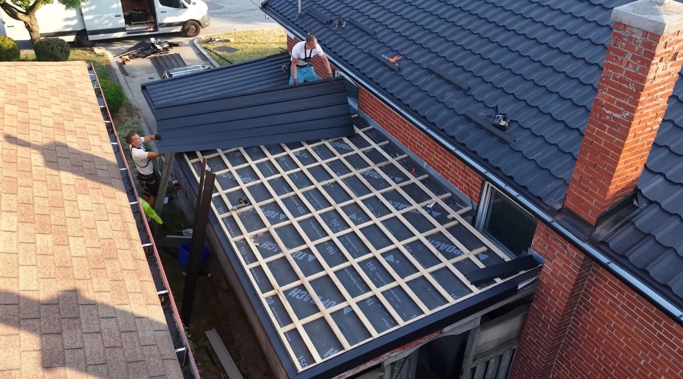 Comparing roof repair vs replacement options in Calexico, CA